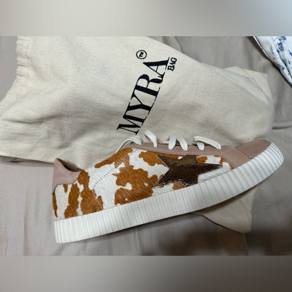 Cowhide Myra Shoes Women’s 10 - Picture 2 of 2